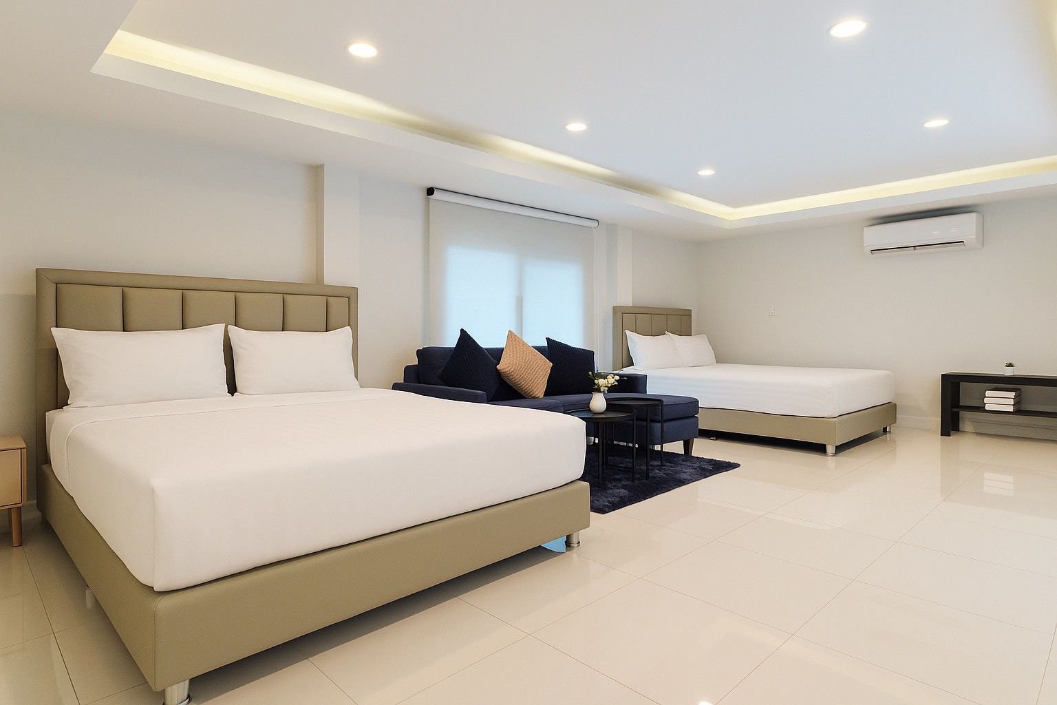 Sukhumvit 28 Villa - Image 6